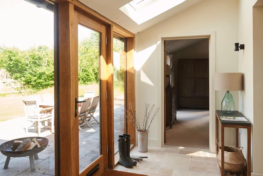 Stride'S Barn Villa Whiteparish Екстериор снимка